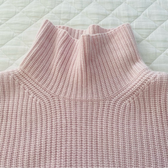 Allude 100% Cashmere Pink Turtleneck Sweater - Picture 5 of 9